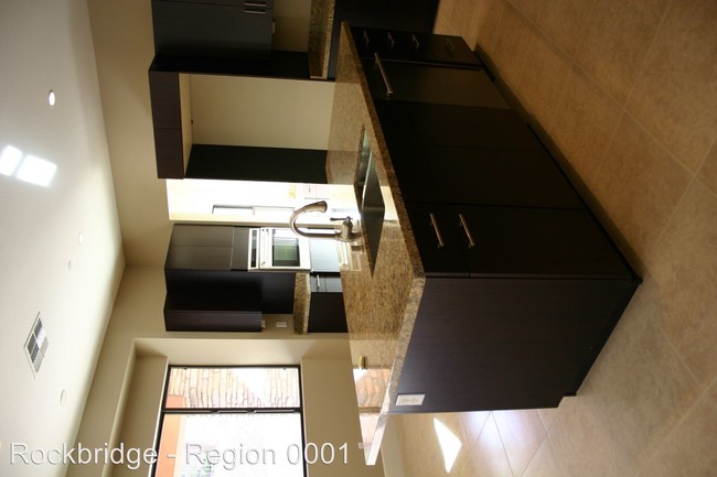 Building Photo - 1667 Tangiers Dr