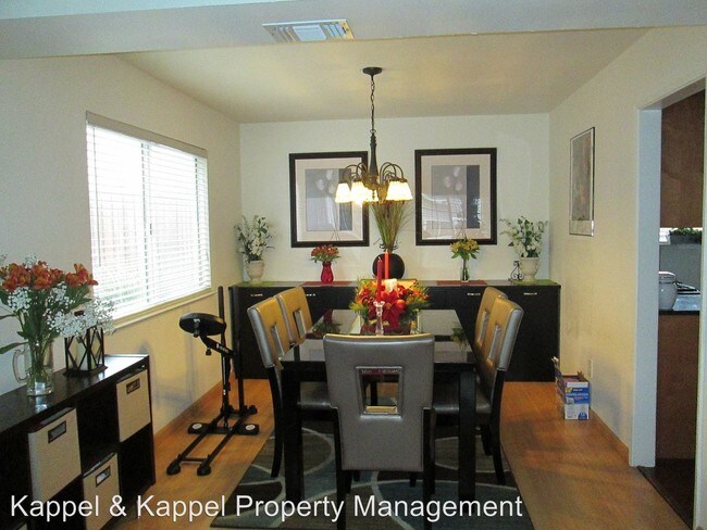 Building Photo - 4 br, 3 bath House - 91 Barlow Ct.