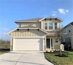 Building Photo - 10301 Sentinel Dr