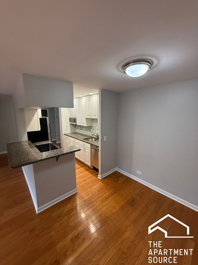 Foto del edificio - 744 W Gordon Terrace