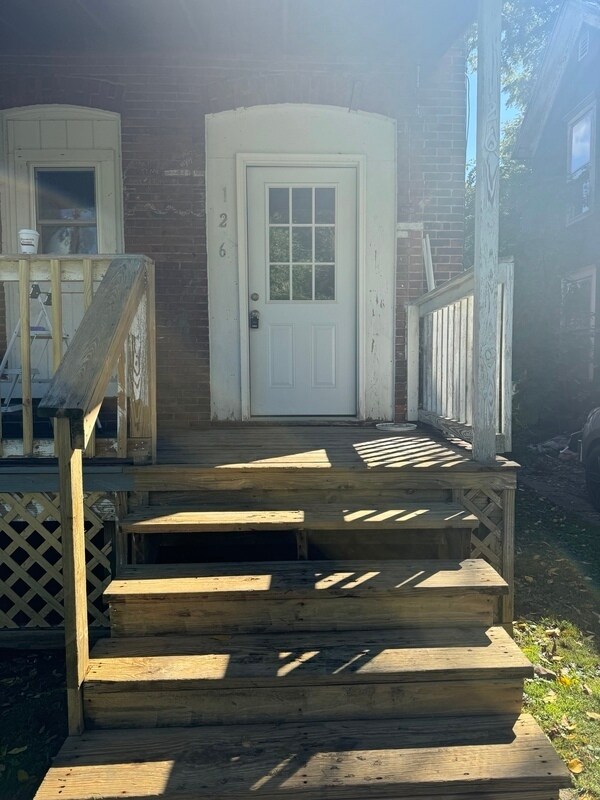 Primary Photo - 126 N Orchard St