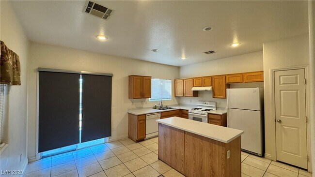 Building Photo - 9549 Birch Basin Ct