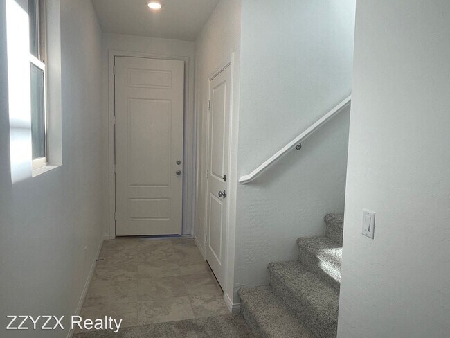 Building Photo - 4 br, 2.5 bath House - 391 Spotted Dove St...