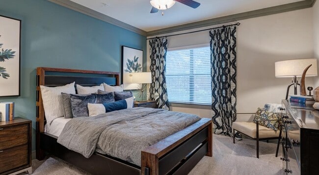 Foto del edificio - 2539 Spring Cypress Rd