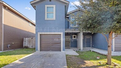 Building Photo - 6962 Lakeview Dr.