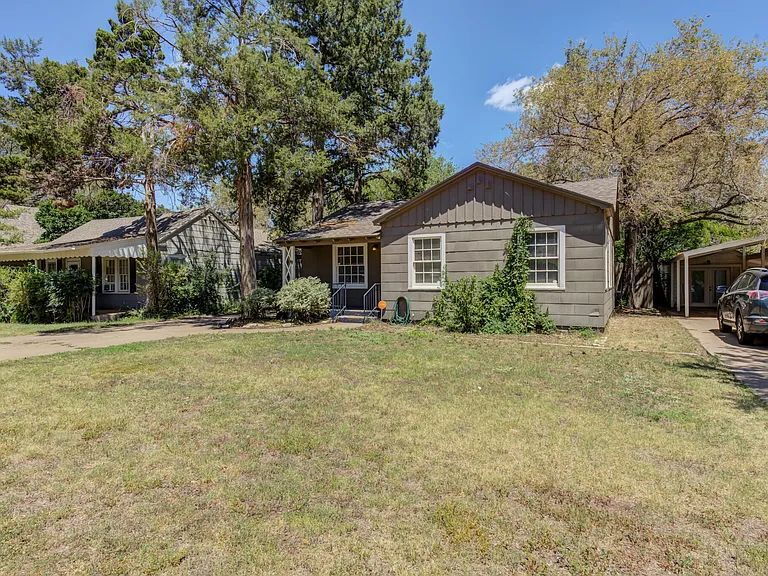 Foto principal - Spacious Home with Modern Upgrades Near Te...