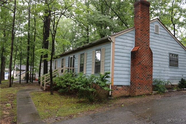 Foto del edificio - 2923 McManaway Dr