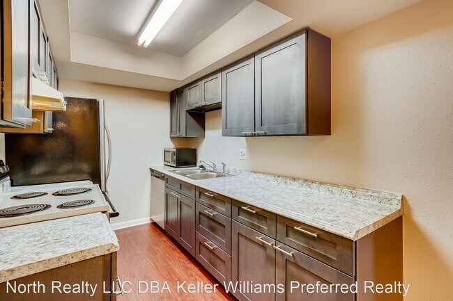 Building Photo - 2 br, 1 bath House - 8330 Zuni St. #120