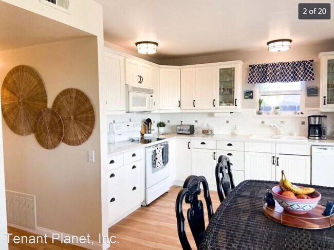 Building Photo - 5 br, 2.5 bath House - 8362 High Winds Way