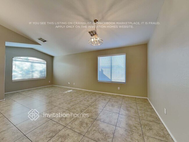 Foto del edificio - 2628 W Tamarisk Ave