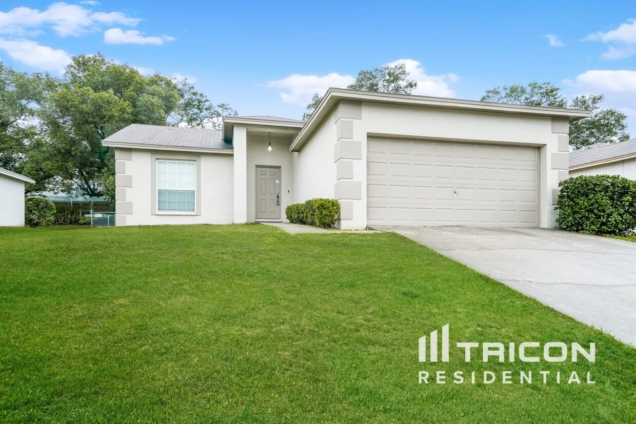 Foto principal - 7833 Manor Dr