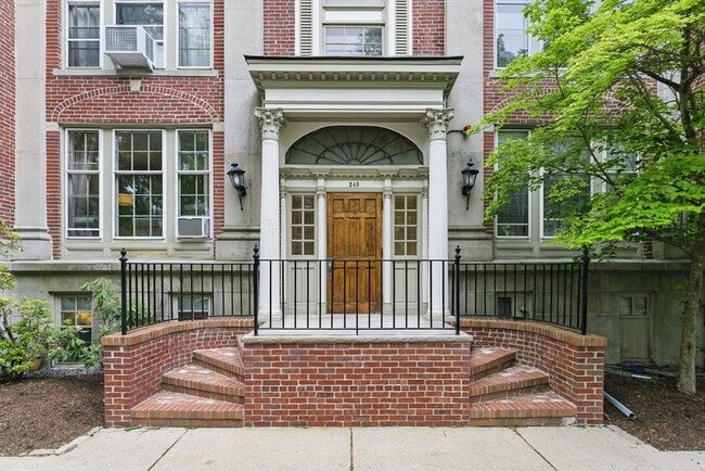 Foto del edificio - 240 Brattle St