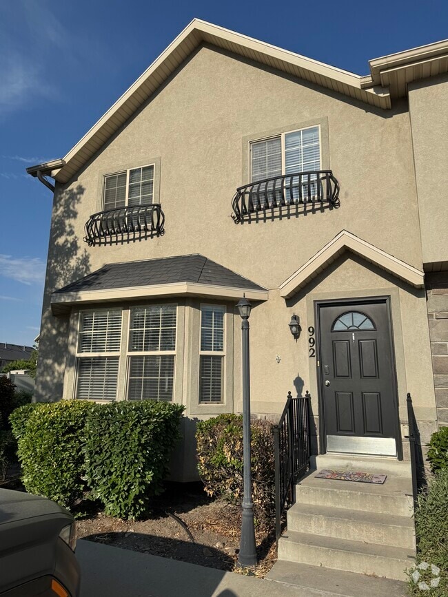 Building Photo - 992 S 1760 W