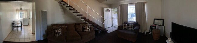 living and entrance to kitchen - 747 N Occidental Blvd