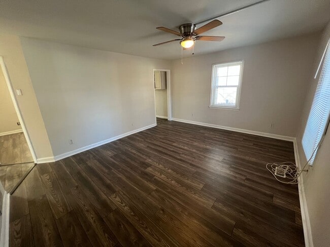 Building Photo - Charming 3-Bedroom Single Family Home – Mo...