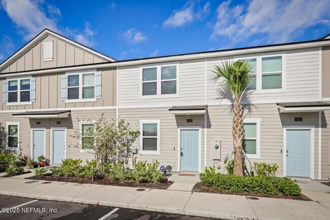 Foto del edificio - 85 Elmhurst Ln