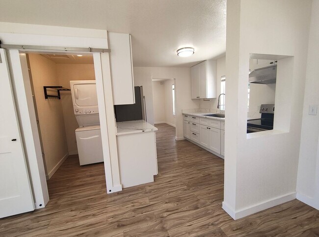 Foto del edificio - Adorable 2 Bedroom 1 Bath Single Story Hou...