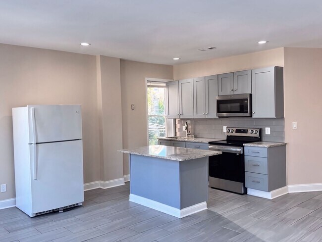 Foto del edificio - 1315 W 18th St