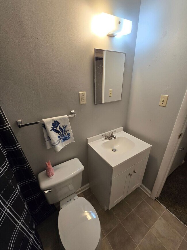 Foto del edificio - 3 BEDROOM SINGLE FAMILY