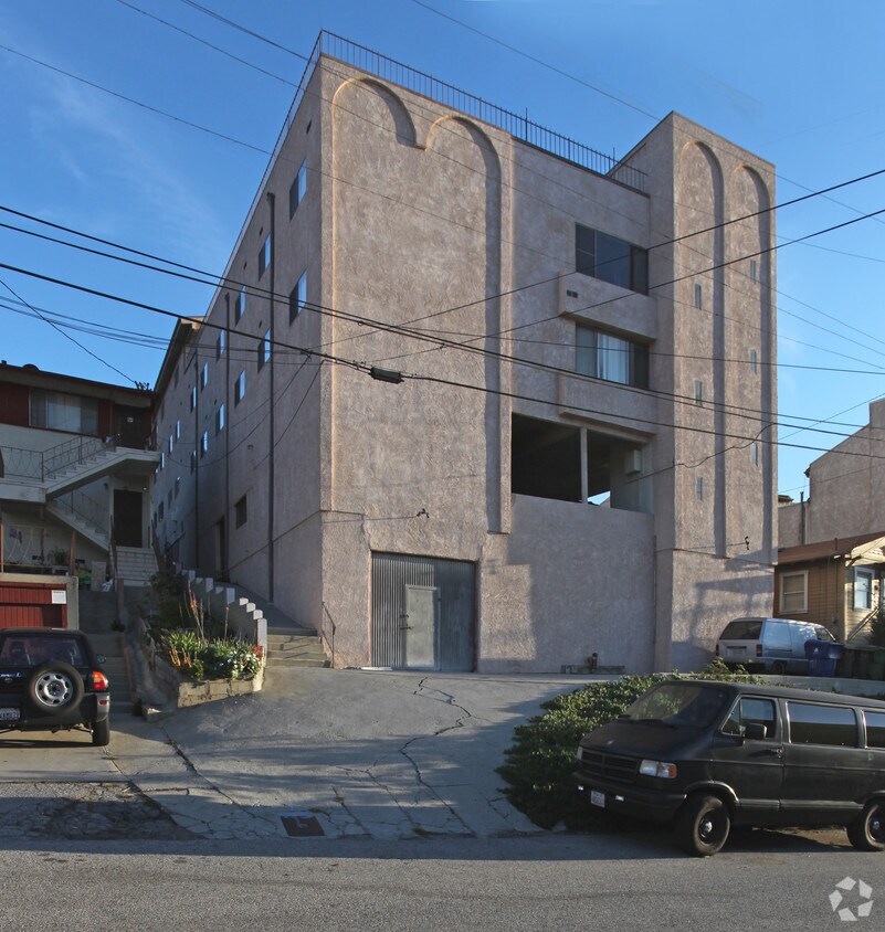 Primary Photo - 714 Lookout Dr