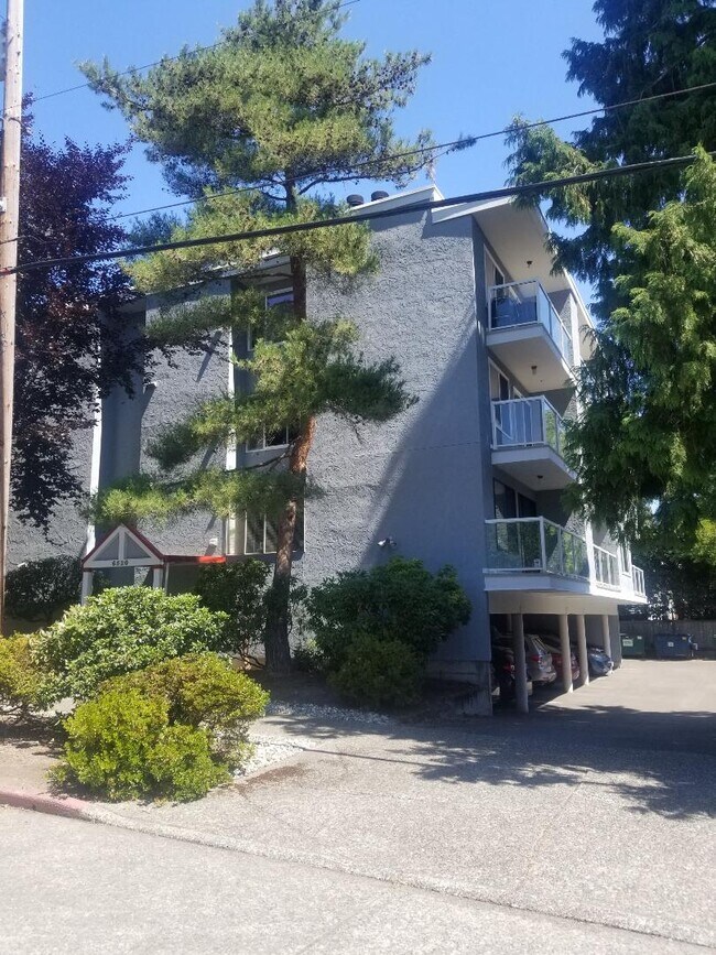 Foto del edificio - 6520 23rd Ave NE