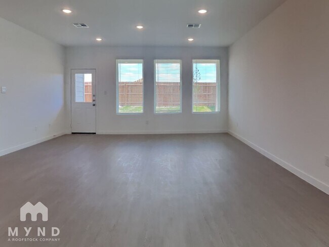 Building Photo - 10612 Ysasmendi Rdg