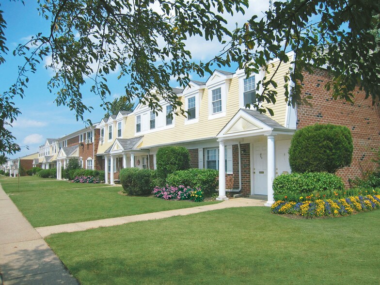 Chateau Apartments Rentals Burlington, NJ