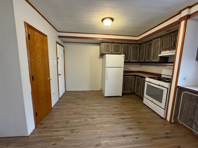 Building Photo - Spacious 3BR House Available for Rent