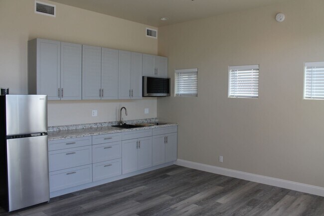 Foto del edificio - Charming downstairs Cayucos apartment