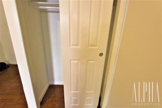 Foto del edificio - 379 S 3rd St