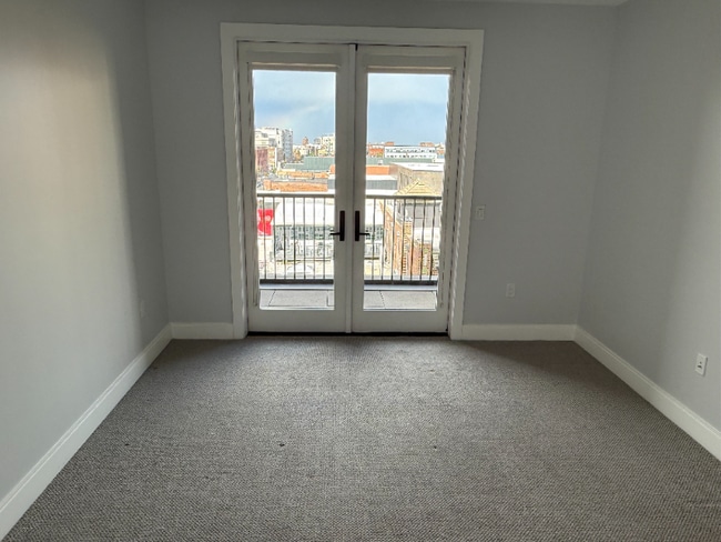 Photo - 1840 Market St Apartment