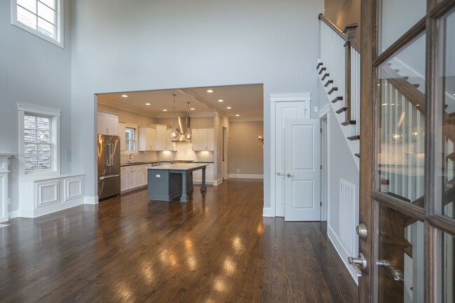 Foto del edificio - 1619 Glen Echo Rd
