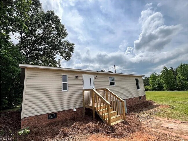 Building Photo - 1044 Abner Rd