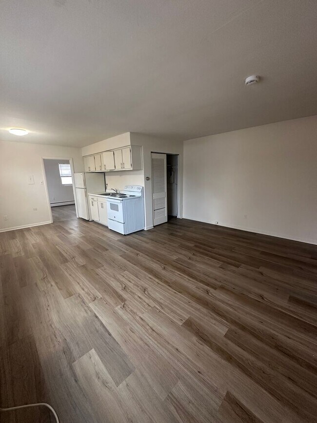 Foto del edificio - 215 Felton Ave