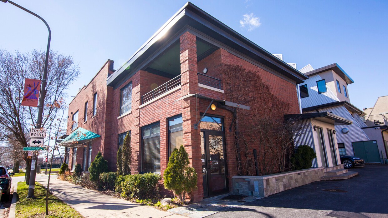 1601 Simpson St Unit 4, Evanston, IL 60201 Condo for Rent in Evanston