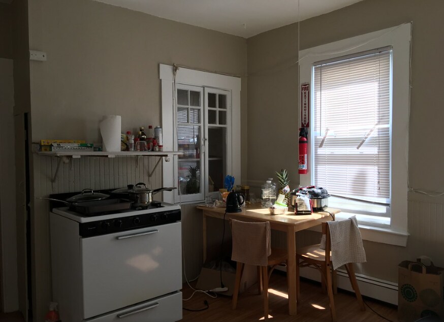 Primary Photo - 350 Windsor St
