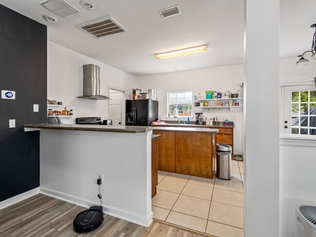 Photo - 25 Feather Trail House