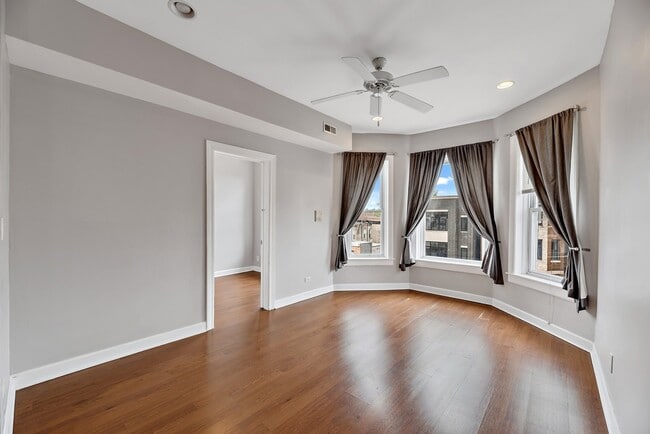 Building Photo - 2445 W Flournoy St