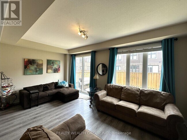 Photo du bâtiment - 1890 Rymal Rd E