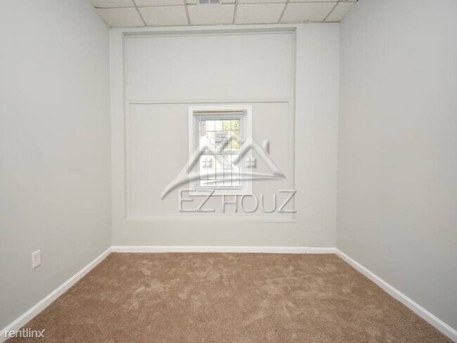 Building Photo - 2415 Greenmount Ave