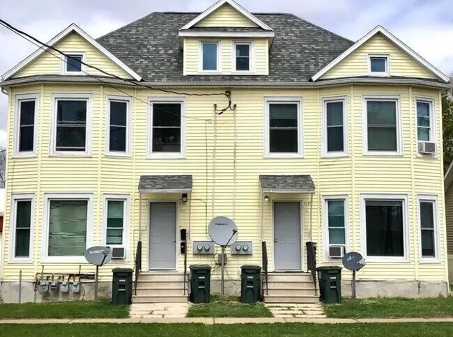 Building Photo - 911 Lafayette St