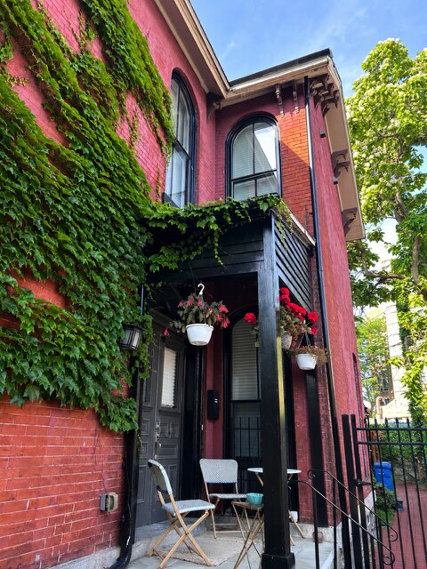 Building Photo - 11 Whitney Pl
