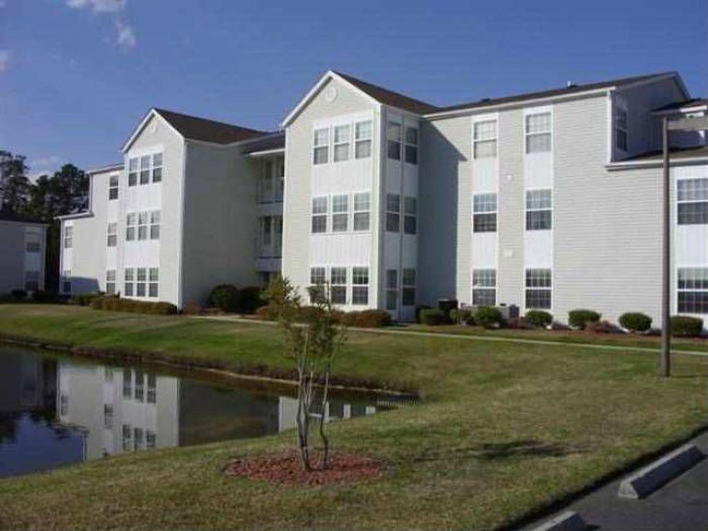 Foto principal - 8641 Southbridge Unit I