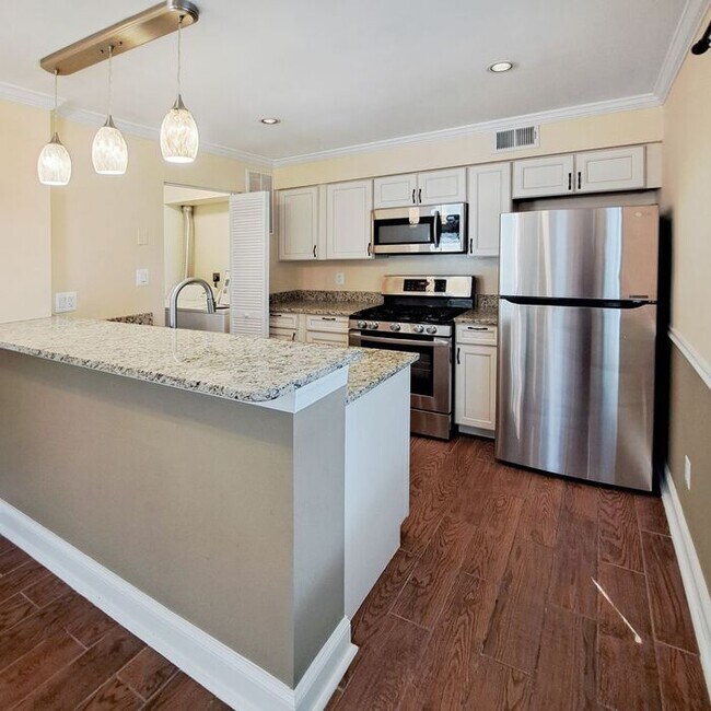 Foto del edificio - 3279 Chester Grove Rd