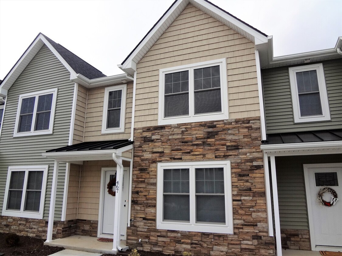 Excellent Townhouse in Ideal Location - Excellent Townhouse in Ideal Location