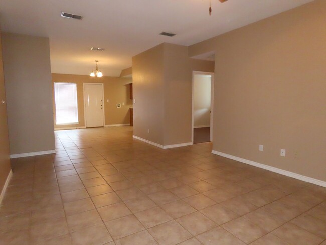 Foto del edificio - Lindale ISD! Beautiful 3 Bedroom, 2 Bath D...