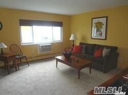 Foto del edificio - 42 Richmond Blvd