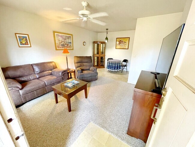 Foto del edificio - Southpointe - Furnished 2 Bed / 1 Bath Gro...