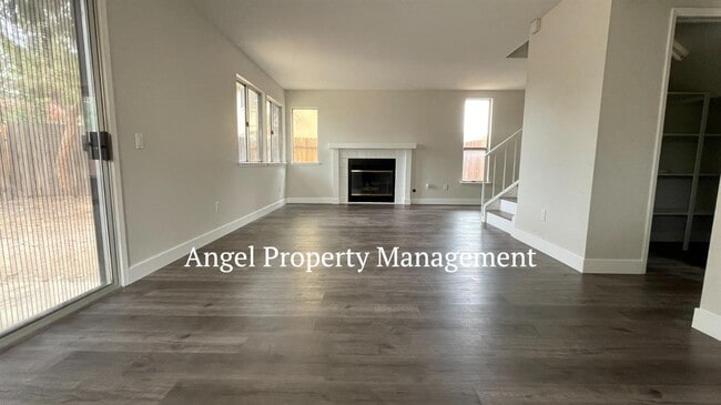 Foto del edificio - 7603 Delta Pointe Way