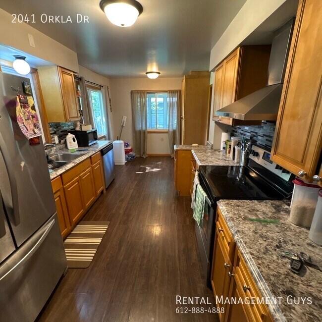 Building Photo - 2041 Orkla Dr